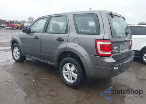 2010 Ford Escape Xls from USA, damaged, VIN 1FMCU0C77AKD25868